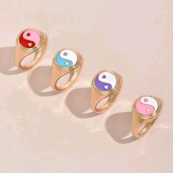 Yin Yang Ring sz 8 - Picture 2 of 6